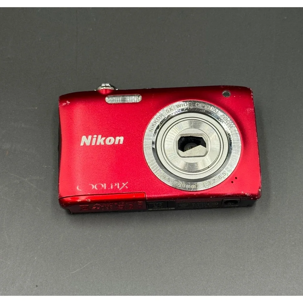 Nikon Coolpix S2900 Red Digital Camera Untested As Is For Parts